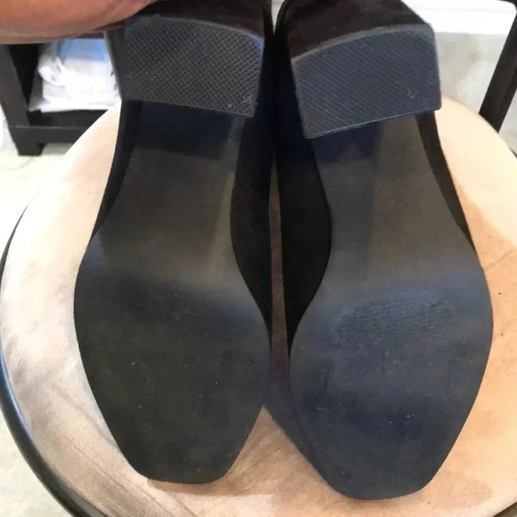 Black Faux Suede Ankle Zip Back Bootie with 4 inch Heel-Size 8 - Picture 10 of 10